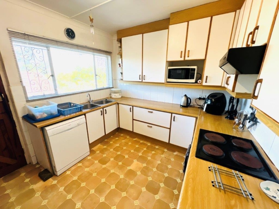 4 Bedroom Property for Sale in Chiselhurst Eastern Cape